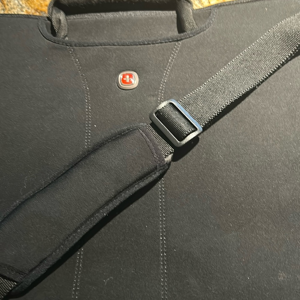 Men’s Wenger laptop bag